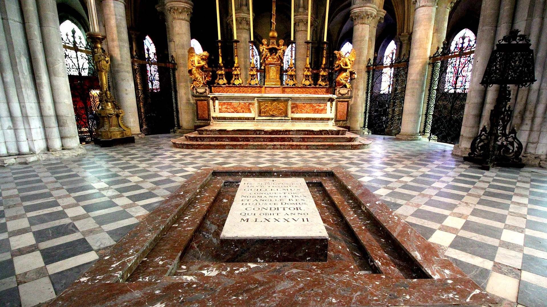 ⛪️ 남자 수도원 (아베이 오좀므)